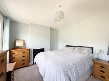 3 bedroom Terraced House to let in Alexandra Road