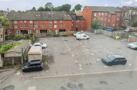 1 bedroom Flat for sale in Frederick Street, Aldershot
