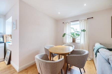 1 bedroom Flat for sale in Frederick Street, Aldershot