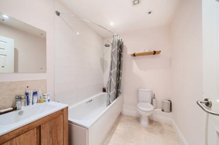 1 bedroom Flat for sale in Frederick Street, Aldershot