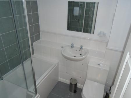1 bedroom House share to let in Aspen Grove, Aldershot, GU12