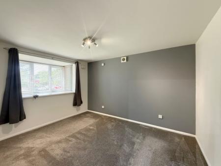 1 bedroom Flat to let in Redan Road, Aldershot