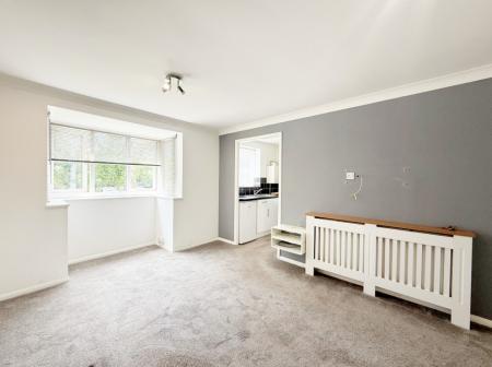 1 bedroom Flat to let in Redan Road, Aldershot