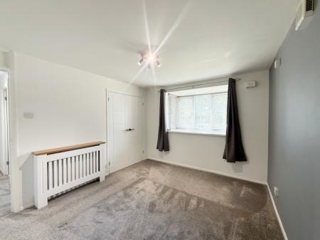 1 bedroom Flat to let in Redan Road, Aldershot