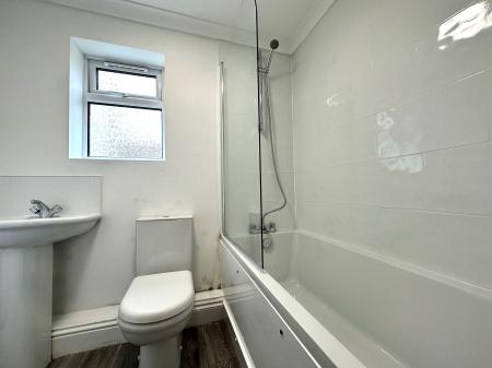 1 bedroom Flat for sale in Victoria Road, Wellesley, Aldershot, GU11