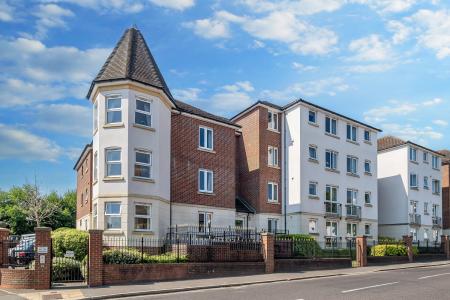 Kingsley Court, Aldershot, GU11