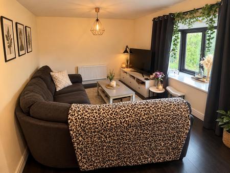 2 bedroom Maisonette to let in Rosedale, Aldershot