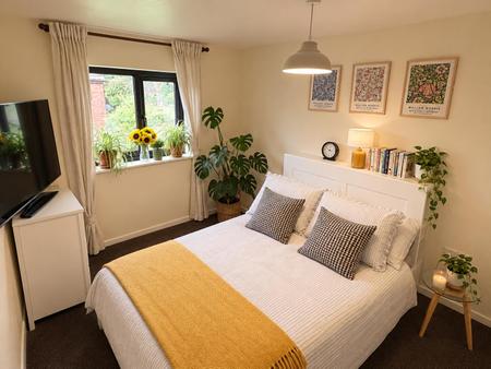 2 bedroom Maisonette to let in Rosedale, Aldershot