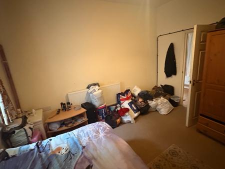 1 bedroom Flat to let in High Street, Aldershot, GU11