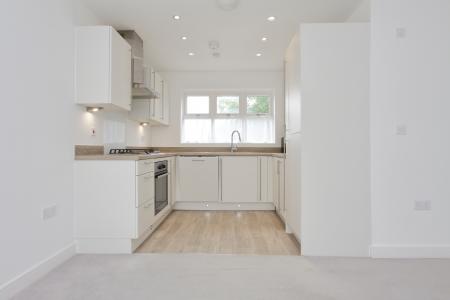 2 bedroom Flat for sale in Draper close, Augusta Park, Andover, SP11