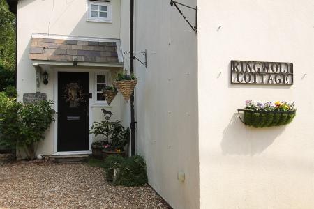 4 bedroom Cottage for sale in Farley Street, Nether Wallop, SO20