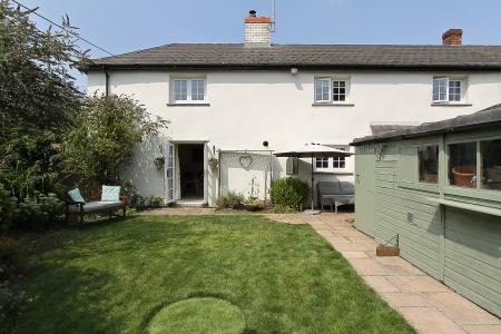 4 bedroom Cottage for sale in Farley Street, Nether Wallop, SO20