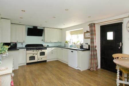 4 bedroom Cottage for sale in Farley Street, Nether Wallop, SO20