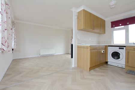 1 bedroom Mobile home for sale in Harewood Park, Andover Down, SP11