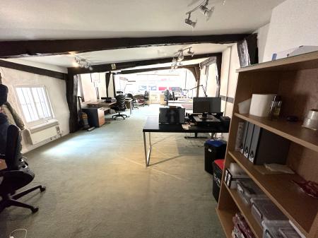 2 bedroom Shop for sale in High Street, Andover, SP10