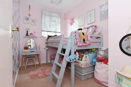 3 bedroom End of terrace house for sale in Launcelot Close, Andover, SP10