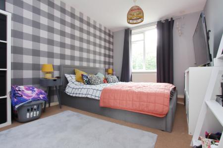 3 bedroom End of terrace house for sale in Launcelot Close, Andover, SP10