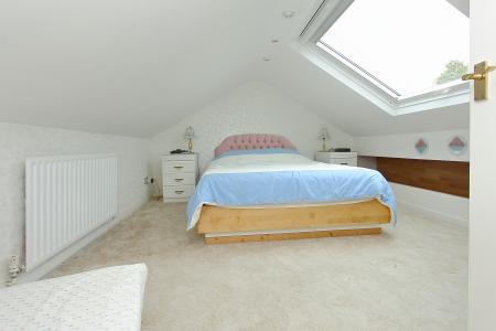 4 bedroom Bungalow for sale in Parkhouse Road, Shipton Bellinger, SP9