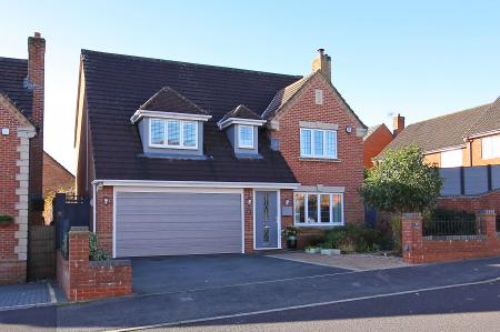 4 bedroom Detached house for sale in St Swithin Way, Andover, Andover, SP10