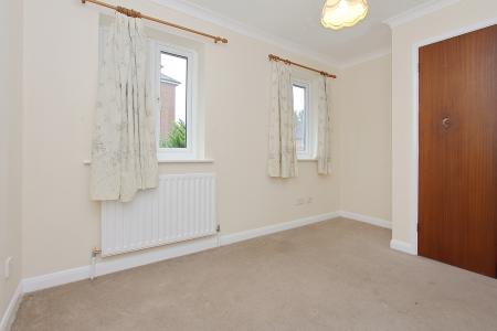 2 bedroom Terraced House for sale in Walled Meadow, Andover, SP10