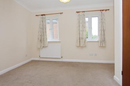 2 bedroom Terraced House for sale in Walled Meadow, Andover, SP10