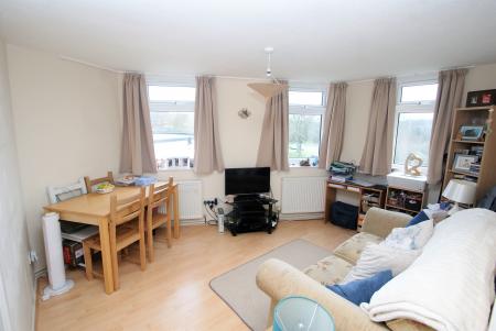 1 bedroom Flat to let in The Hexagon, Andover, SP10