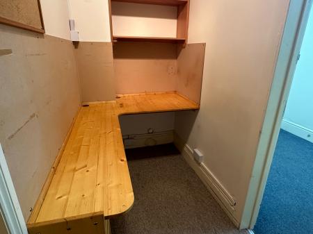 1 bedroom Retail Property (High Street) to let in First Floor, 5-7 Church Street, Basingstoke, RG21