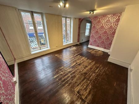 1 bedroom Retail Property (High Street) to let in First Floor, 5-7 Church Street, Basingstoke, RG21