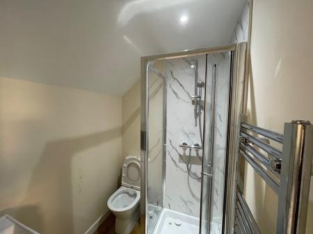1 bedroom Flat to let in High Street, Andover, Andover, SP10