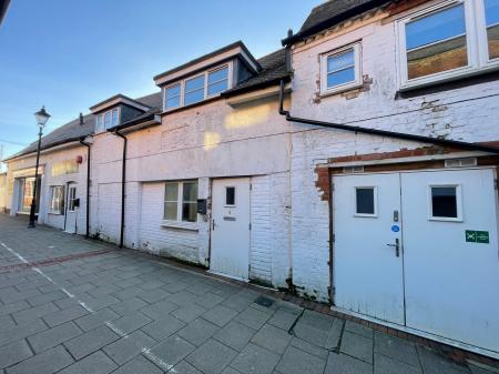 High Street, Andover, Andover, SP10