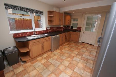 1 bedroom House share to let in Weyhill Road, Andover, SP10