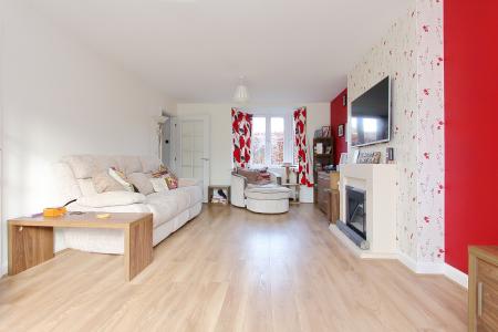 4 bedroom Detached house for sale in Locksbridge Road, Andover, Andover, SP11