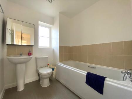 4 bedroom Terraced House to let in Tollhouse Close, Picket Twenty, Andover, SP11