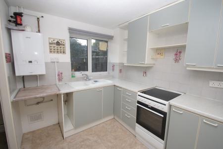 3 bedroom Terraced House to let in Clatford Manor Estate, Upper Clatford, SP11