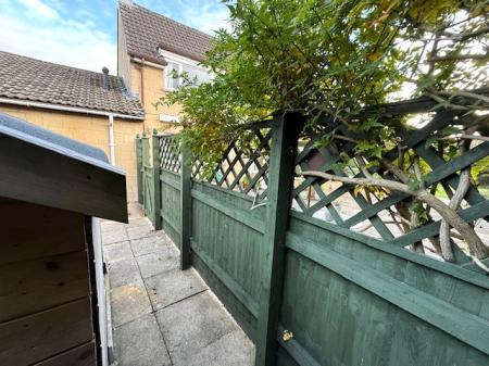 3 bedroom Link detached house for sale in Cherry Tree Drive, Cirencester, GL7