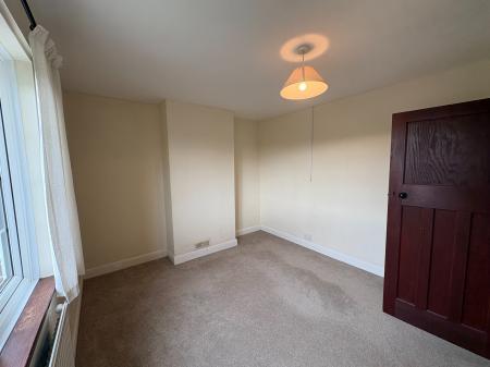 3 bedroom Semi-detached house to let in Sarson Close, Amport, SP11