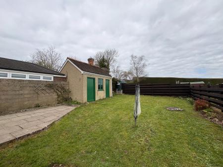 3 bedroom Semi-detached house to let in Sarson Close, Amport, SP11