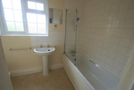 3 bedroom Semi-detached house to let in Sarson Close, Amport, SP11