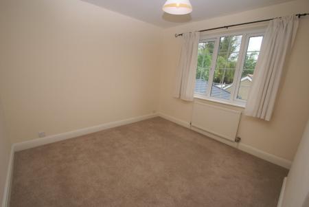 3 bedroom Semi-detached house to let in Sarson Close, Amport, SP11