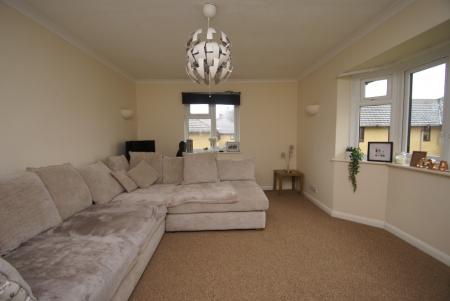 2 bedroom Flat to let in Micheldever Road, Andover, SP10