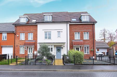 Locksbridge Road, Andover, Andover, SP11