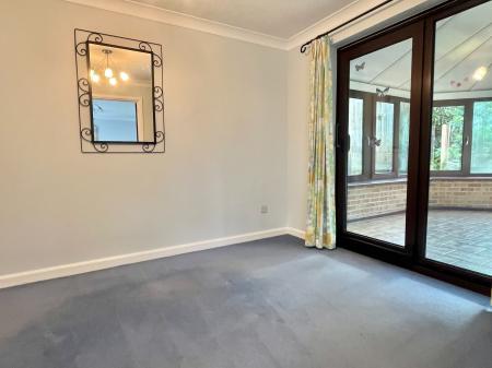 4 bedroom Detached house for sale in Lillywhite Crescent, Andover, Andover, SP10
