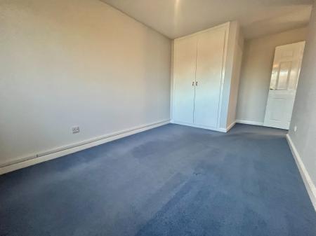 4 bedroom Detached house for sale in Lillywhite Crescent, Andover, Andover, SP10