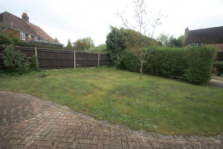 4 bedroom Detached house to let in Kingsley Park, Whitchurch, RG28