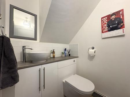 4 bedroom Detached house to let in Kingsley Park, Whitchurch, RG28