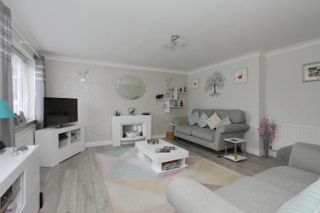 3 bedroom Semi-detached house for sale in Poynters close, Artists Way, Andover, SP10