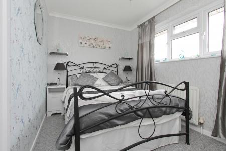 3 bedroom Semi-detached house for sale in Poynters close, Artists Way, Andover, SP10