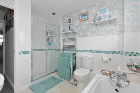 3 bedroom Semi-detached house for sale in Poynters close, Artists Way, Andover, SP10