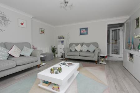 3 bedroom Semi-detached house for sale in Poynters close, Artists Way, Andover, SP10