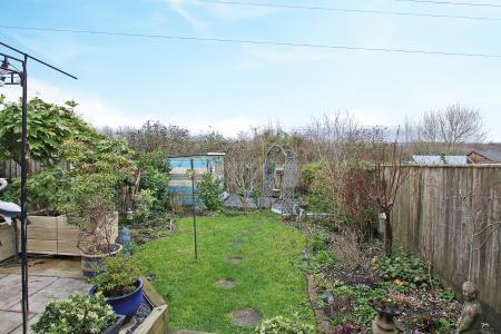 3 bedroom Semi-detached house for sale in Poynters close, Artists Way, Andover, SP10